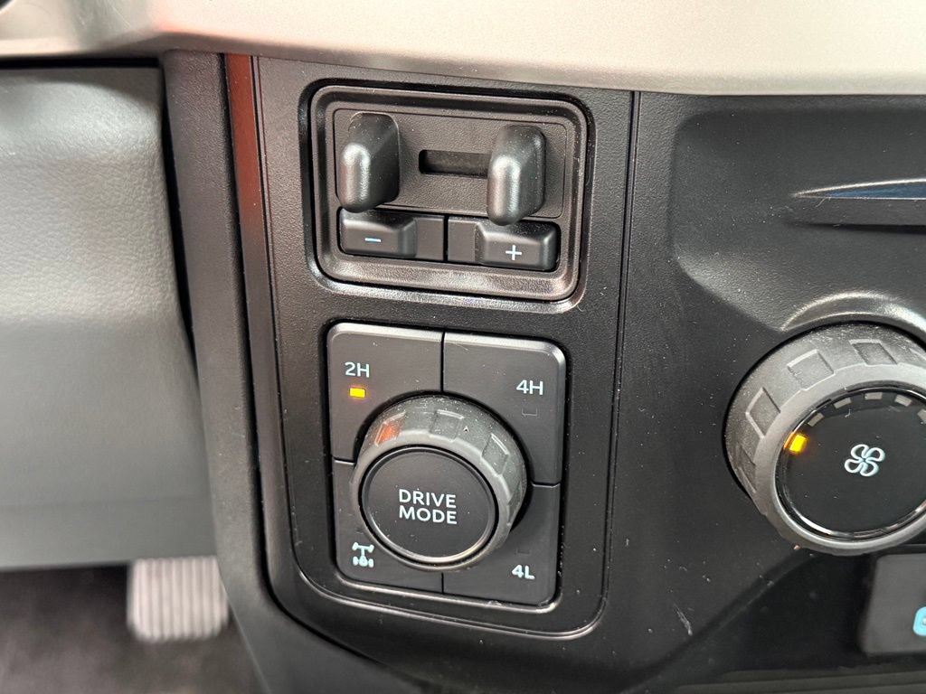 Used 2025 Ford F350 XL w/ STX Appearance Package AWD/4WD image 11