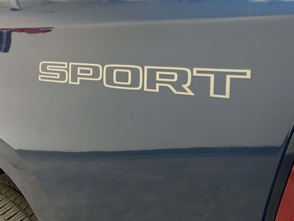 Used 2022 RAM 1500 Big Horn AWD/4WD image 12