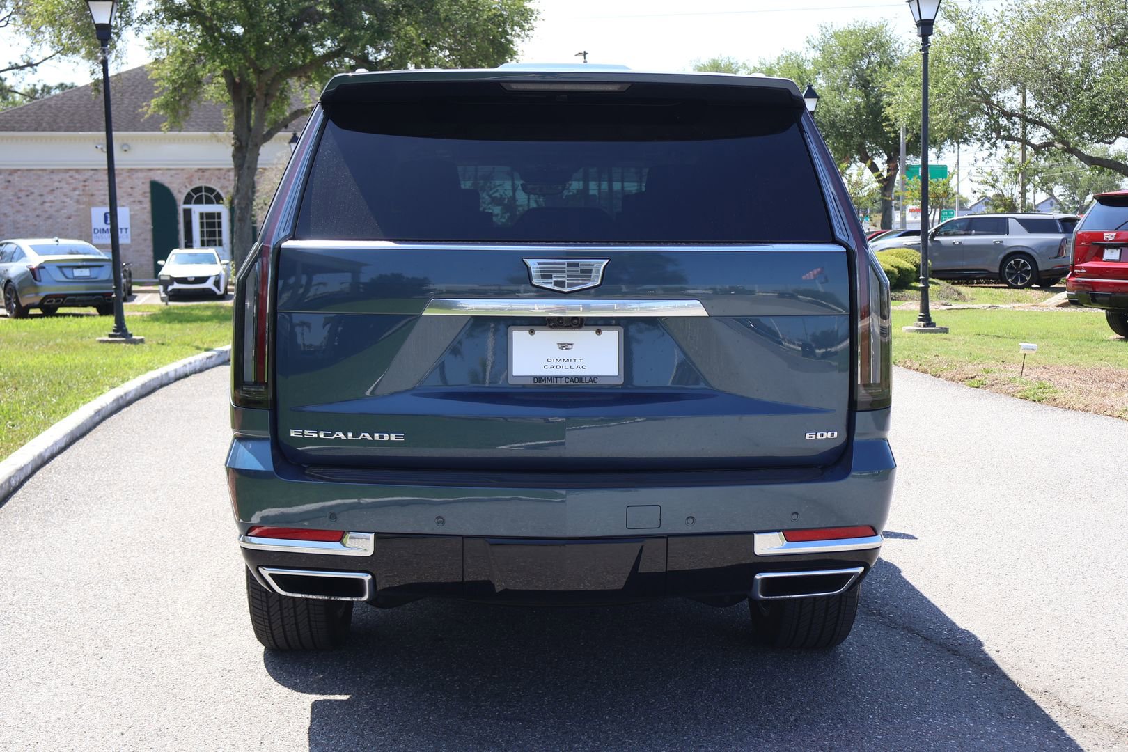 New 2025 Cadillac Escalade Premium Luxury Platinum w/ LPO, Radiant Package image 4