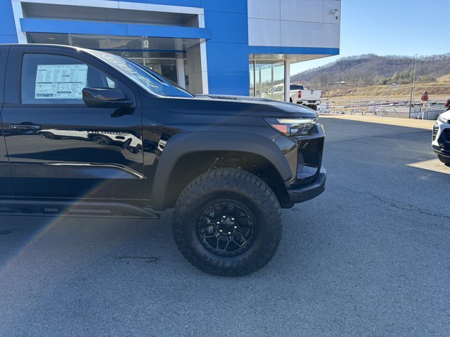 New 2026 Chevrolet Colorado ZR2 w/ ZR2 Bison Edition AWD/4WD image 2