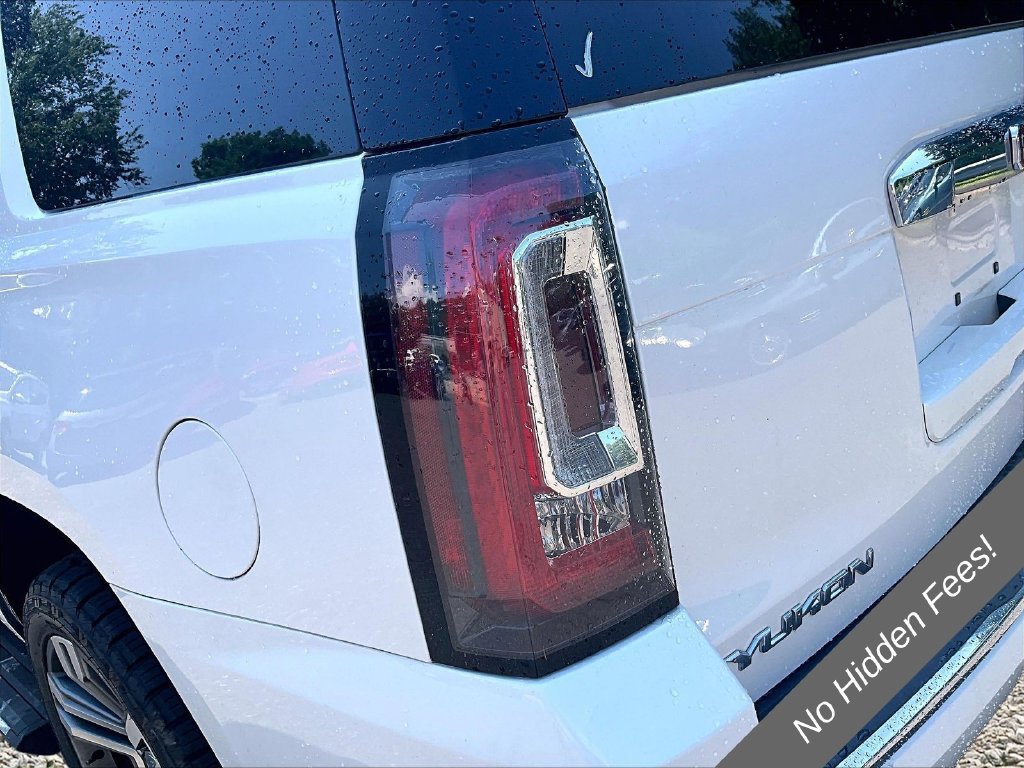 Used 2020 GMC Yukon Denali w/ Denali Premium Package AWD/4WD image 27