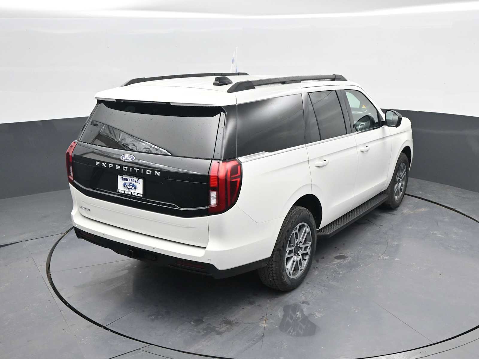 New 2026 Ford Expedition Active AWD/4WD image 54