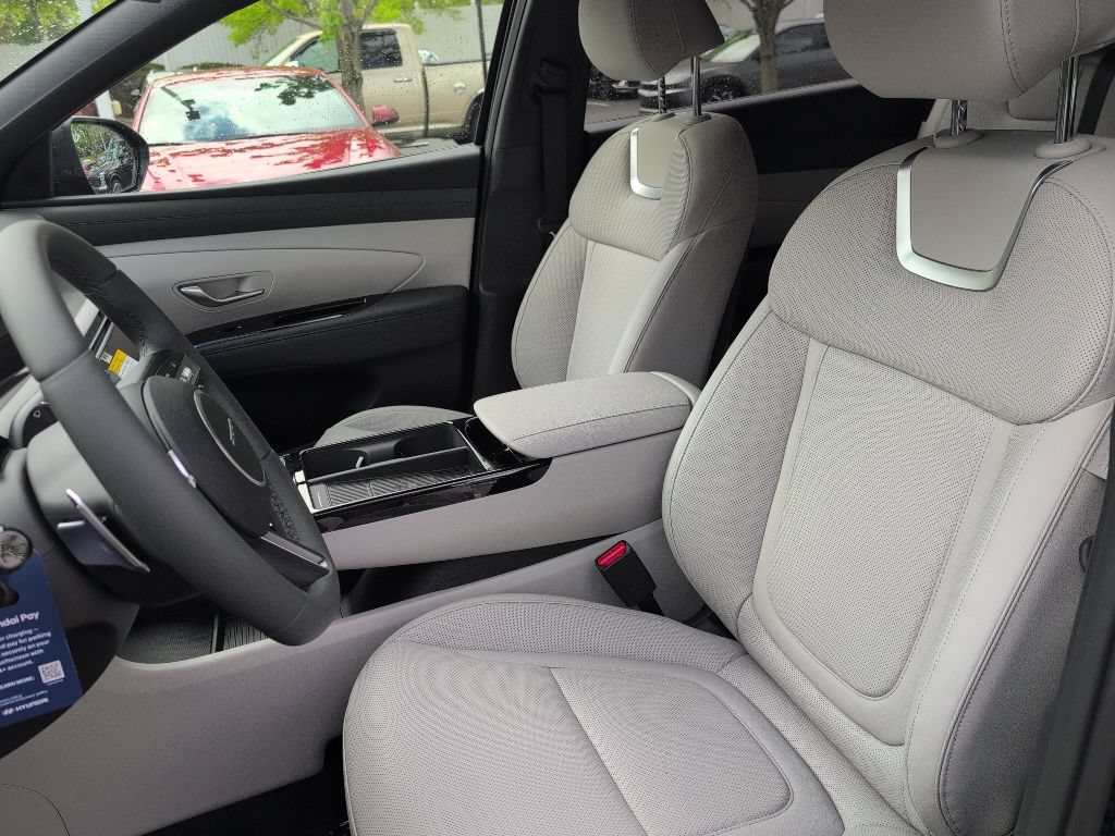 New 2026 Hyundai Tucson Limited AWD/4WD image 9