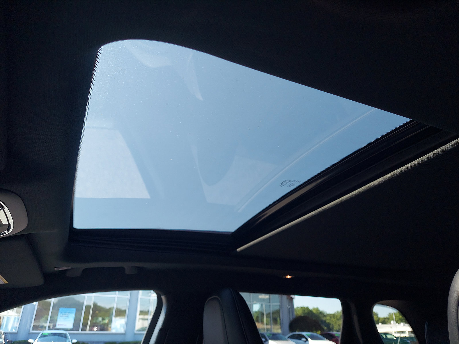 Certified 2019 Jeep Cherokee High Altitude image 14