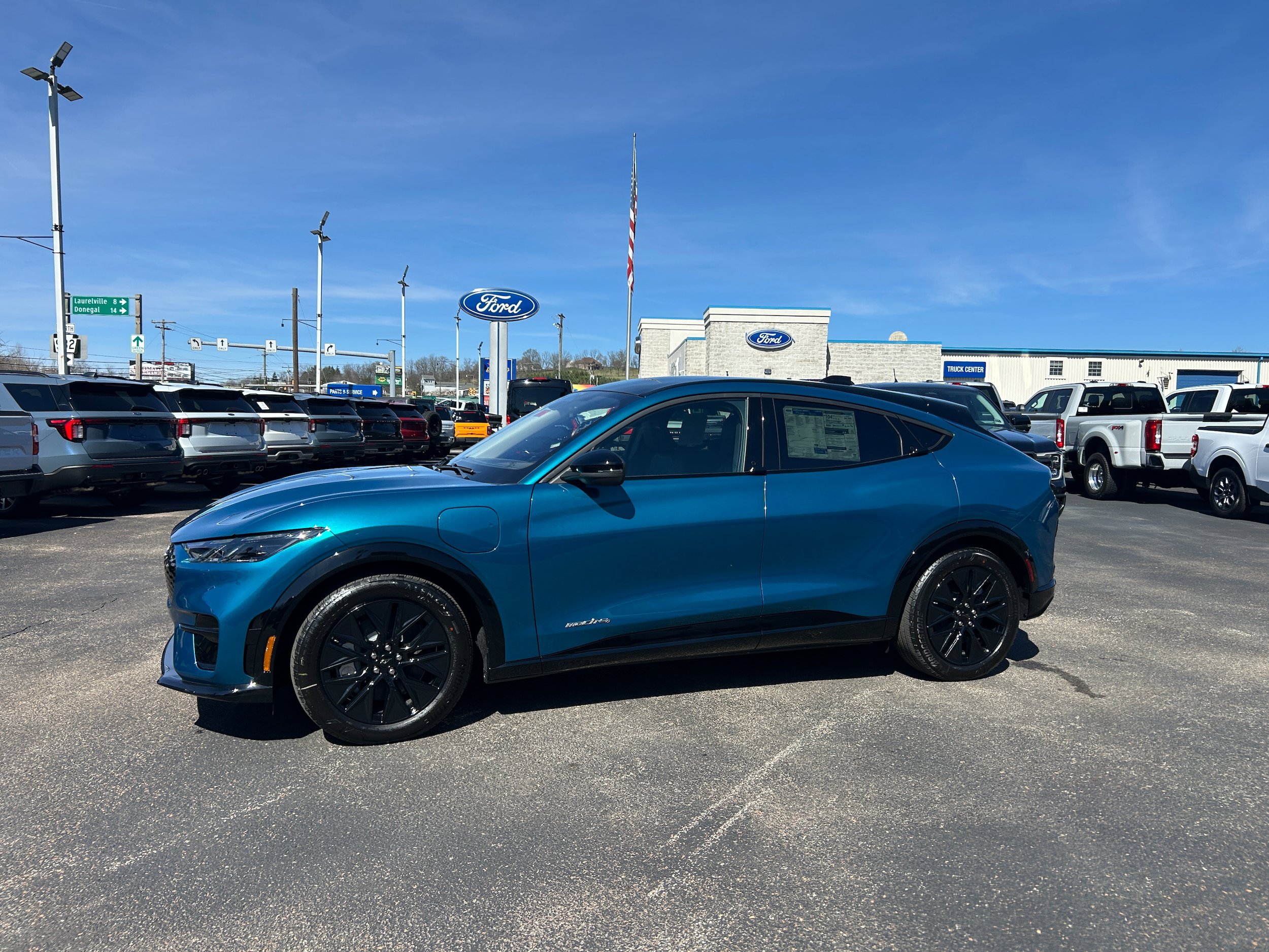 New 2026 Ford Mustang Mach-E Premium w/ Sport Appearance Package AWD/4WD image 5