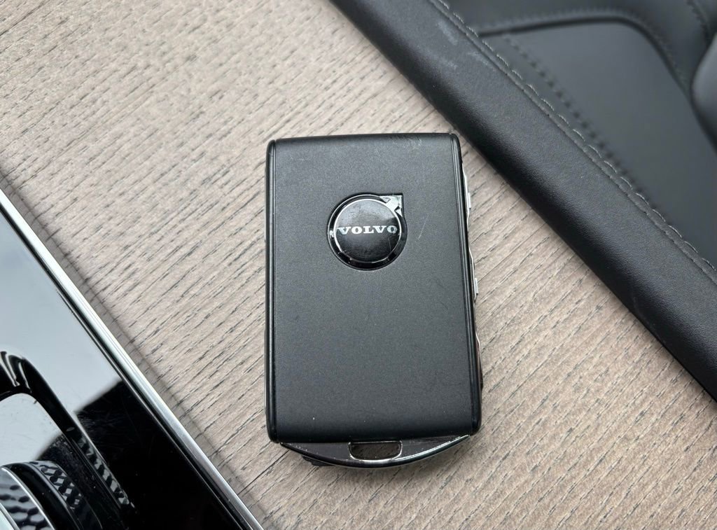 Certified 2026 Volvo XC90 B6 Plus w/ Protection Package Premier image 37