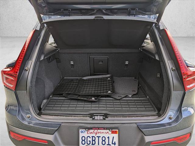Used 2019 Volvo XC40 T5 Inscription AWD/4WD image 6