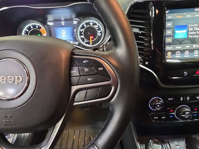 Used 2019 Jeep Cherokee Limited AWD/4WD image 28
