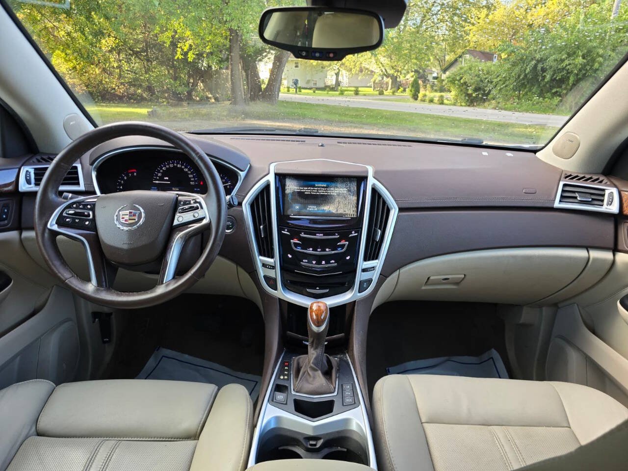 Used 2016 Cadillac SRX Luxury w/ Driver Awareness Package AWD/4WD image 9
