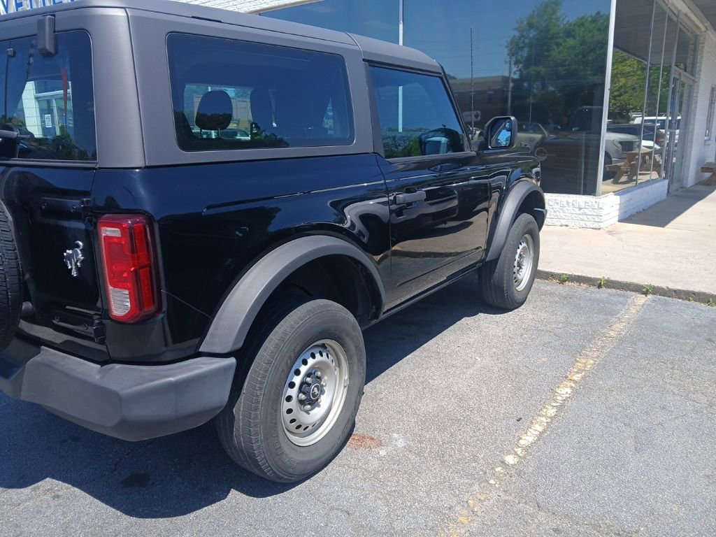 Used 2023 Ford Bronco 2-Door image 3
