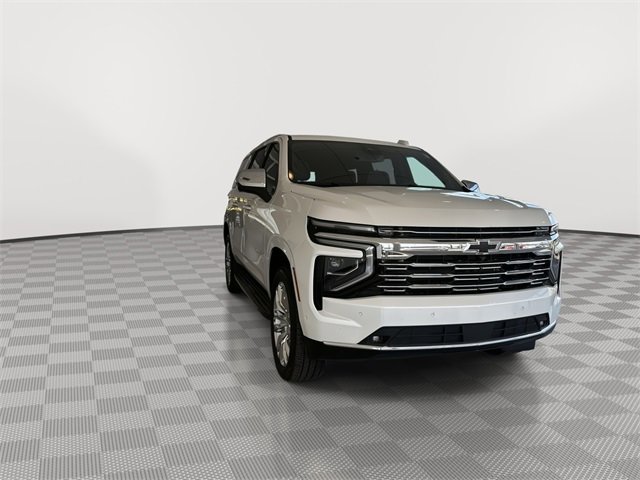 New 2025 Chevrolet Suburban Premier image 2