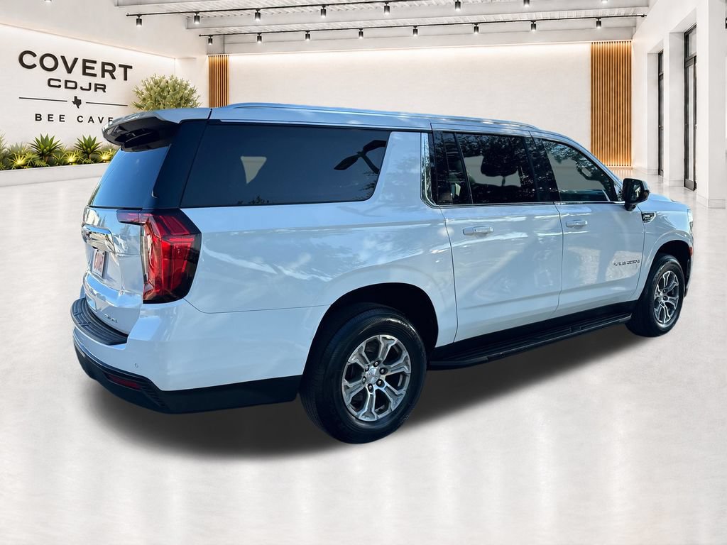 Used 2023 GMC Yukon XL SLE w/ Gmc Pro Safety Plus Package RWD image 11