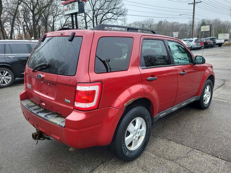 Used 2011 Ford Escape XLT w/ 201A Rapid Spec Order Code FWD image 5