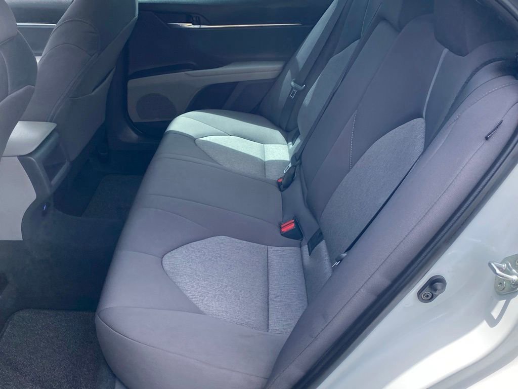 Used 2023 Toyota Camry LE w/ Convenience Package FWD image 8
