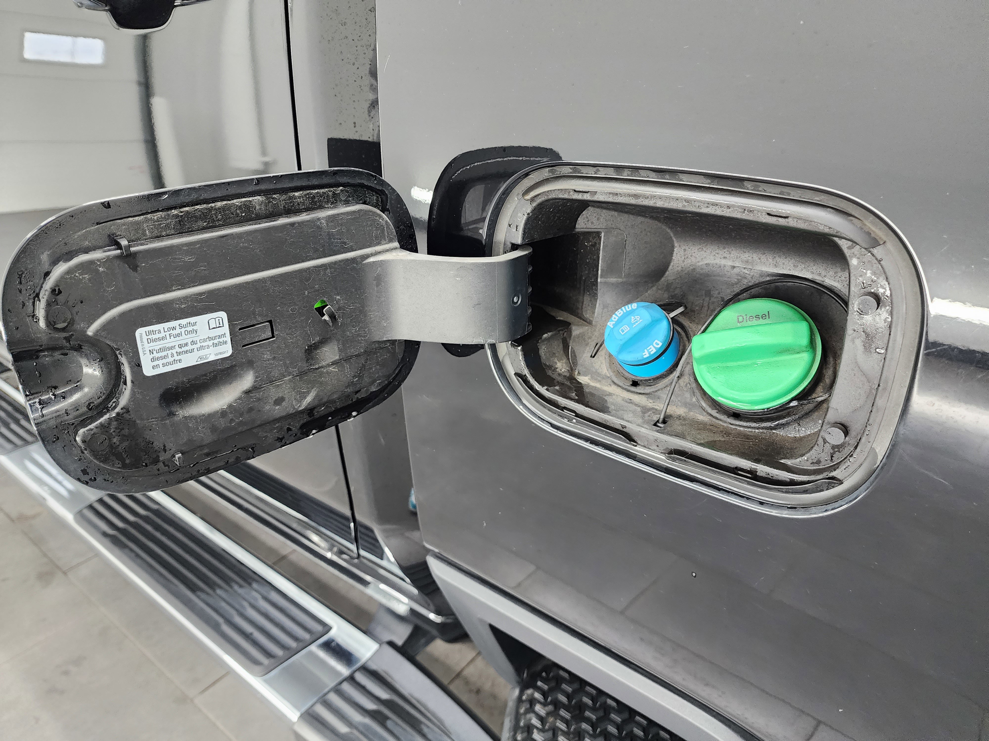 Used 2022 GMC Sierra 2500 SLT w/ LPO, GMC Protection Package image 31