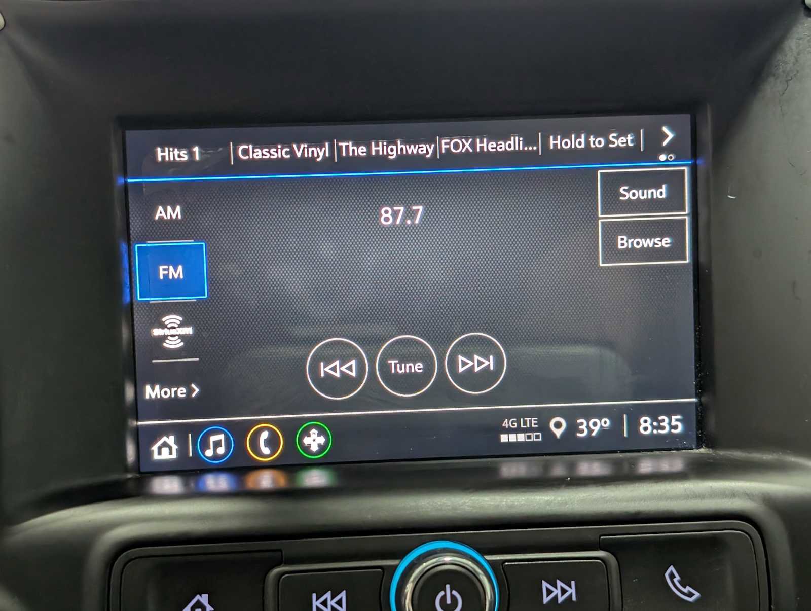 Used 2022 GMC Terrain SLE w/ Driver Convenience Package image 25