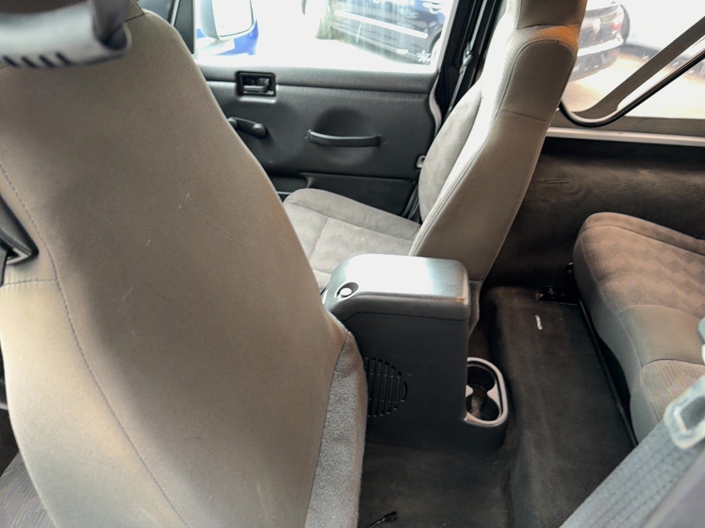Used 2005 Jeep Wrangler Rubicon AWD/4WD image 13