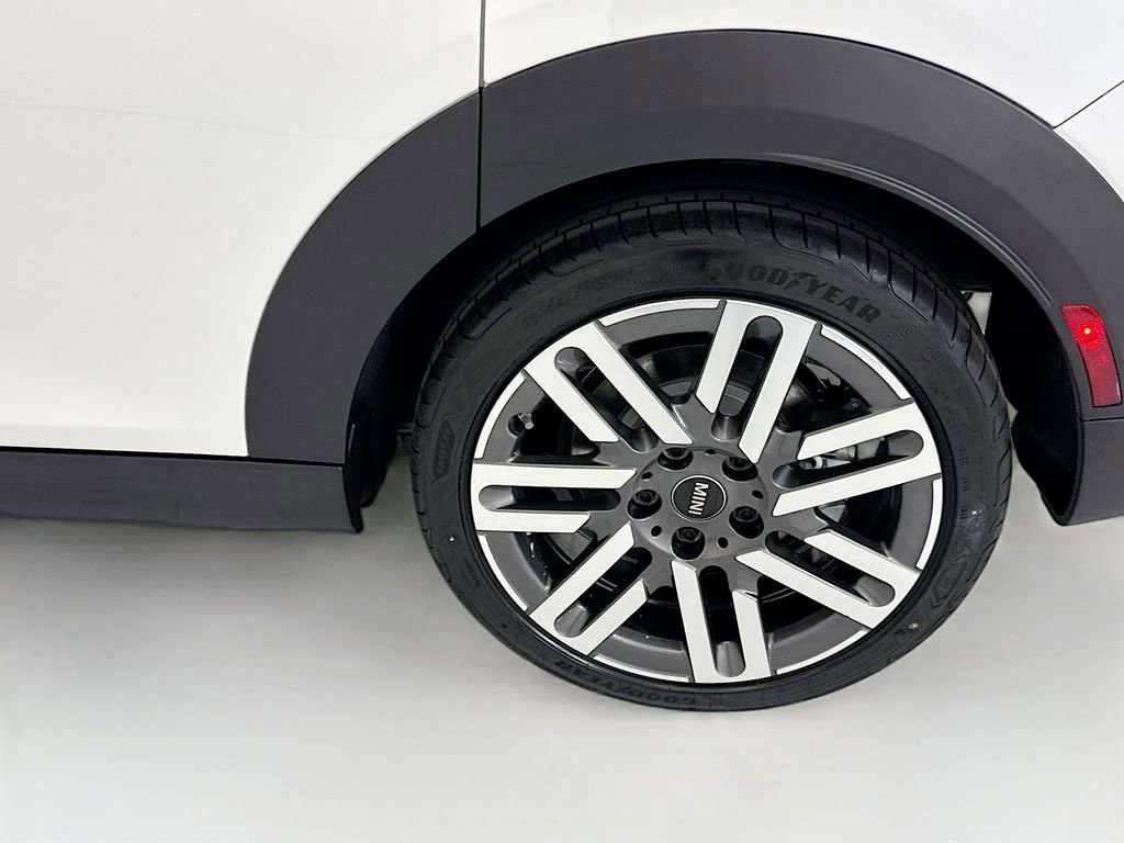 New 2026 MINI Cooper 4-Door Hardtop FWD image 30