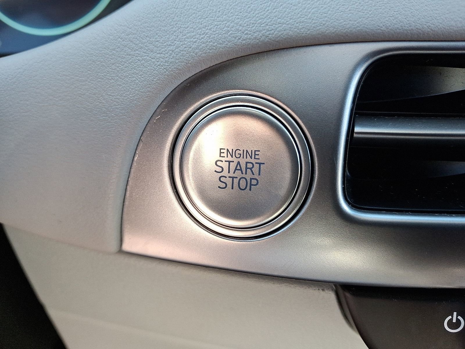 Used 2023 Hyundai Palisade SEL w/ Premium Package image 25