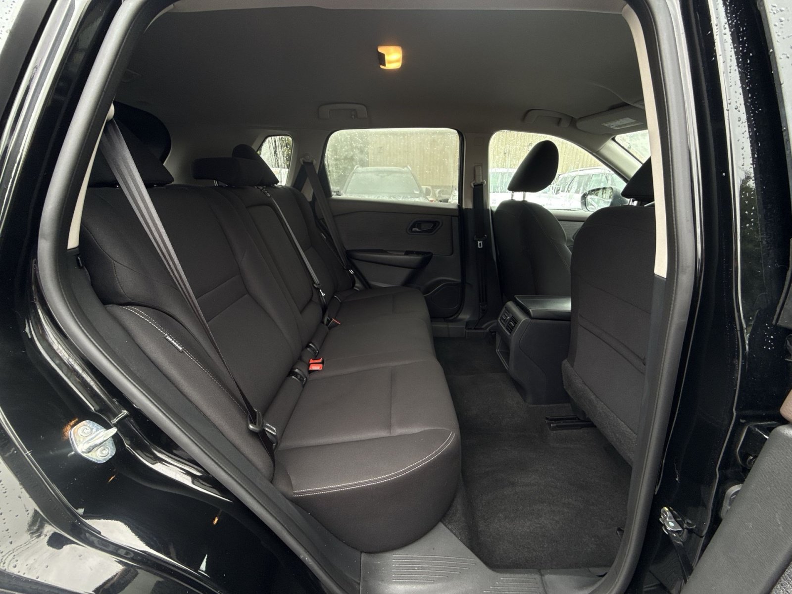 Used 2023 Nissan Rogue S AWD/4WD image 22
