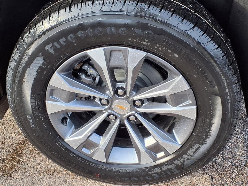 New 2026 Chevrolet Equinox LT w/ LPO, Floor Liner Package image 7