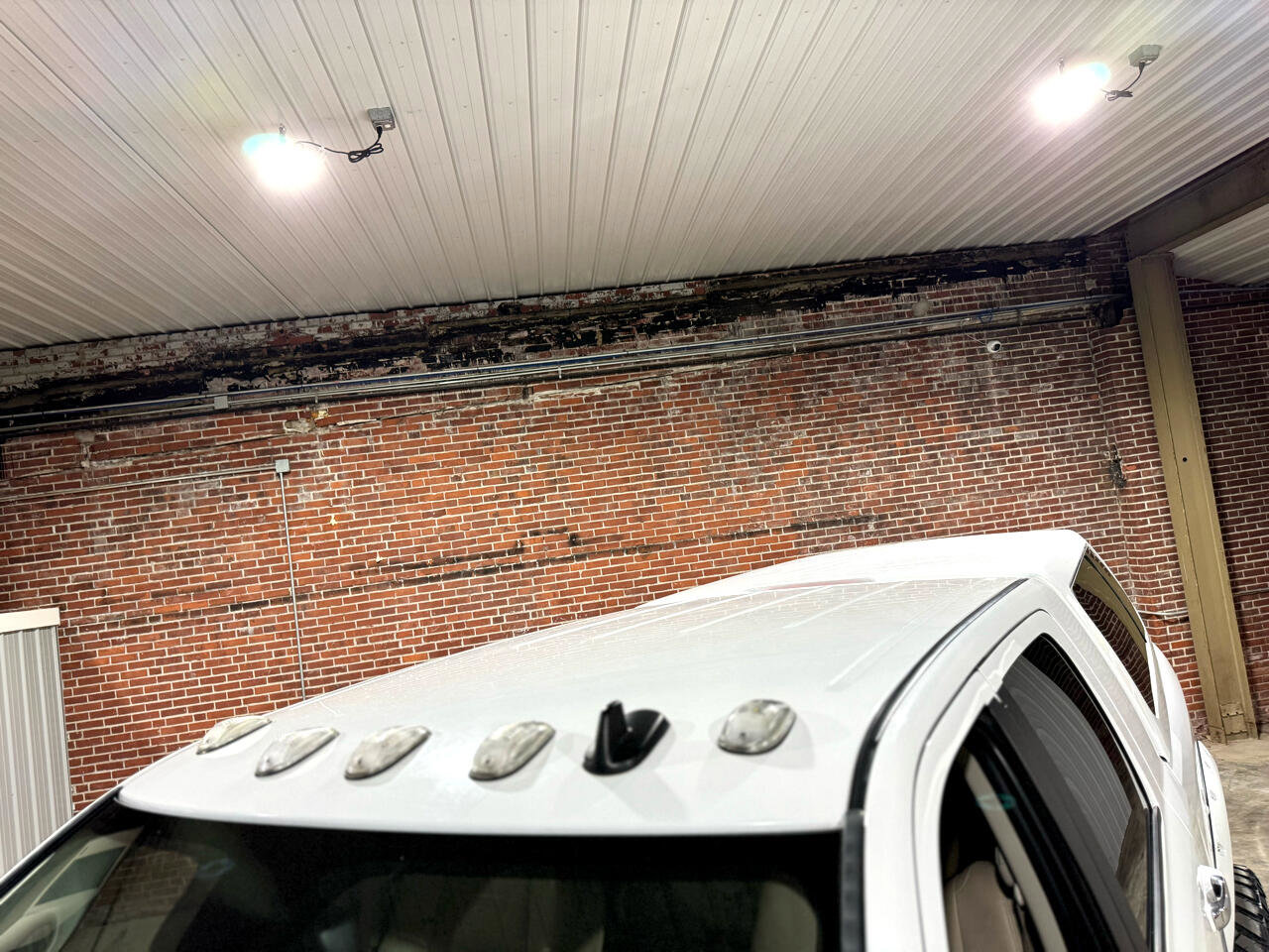 Used 2016 RAM 2500 Laramie w/ Convenience Group image 9