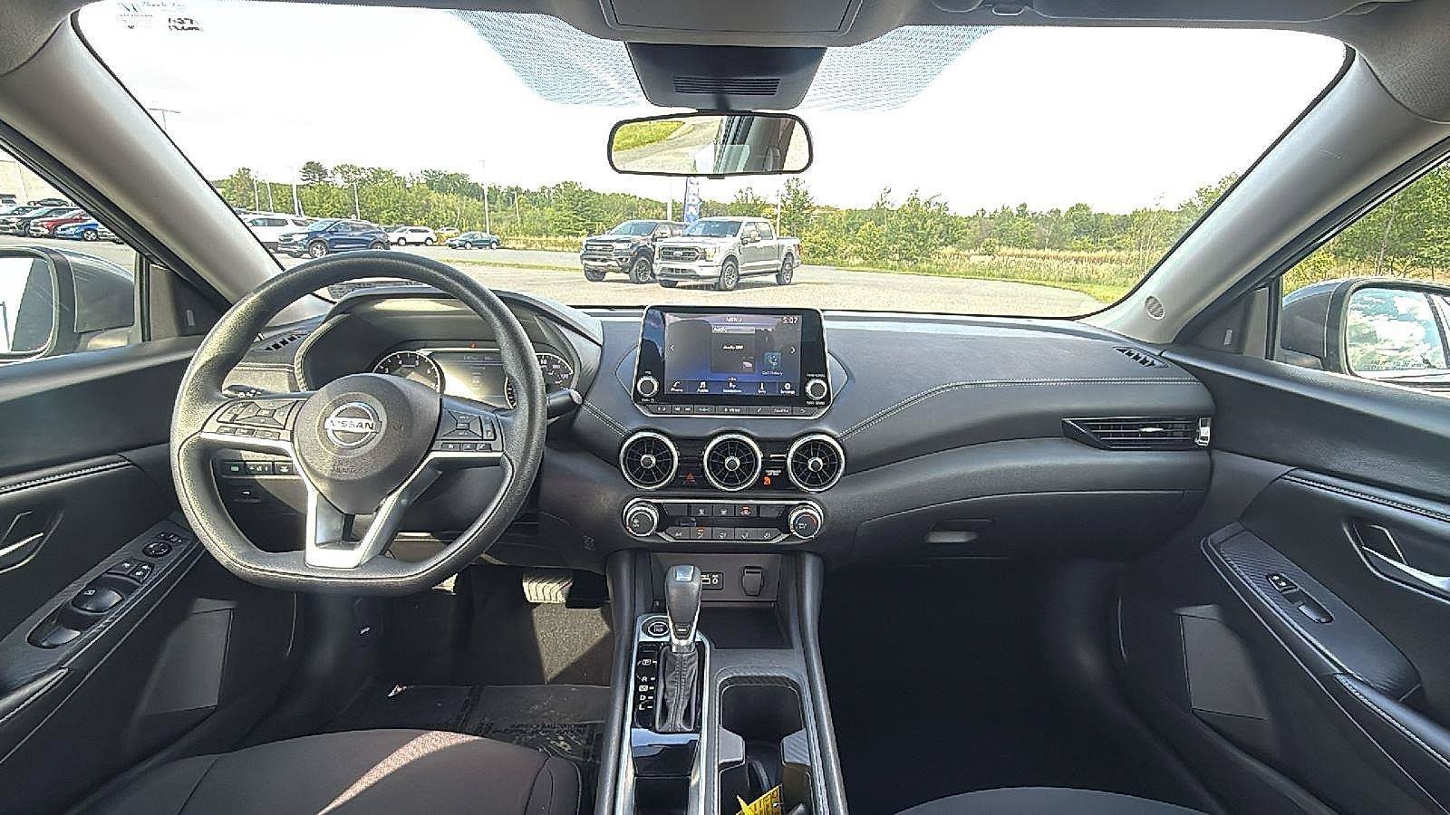 Used 2023 Nissan Sentra SV FWD image 26