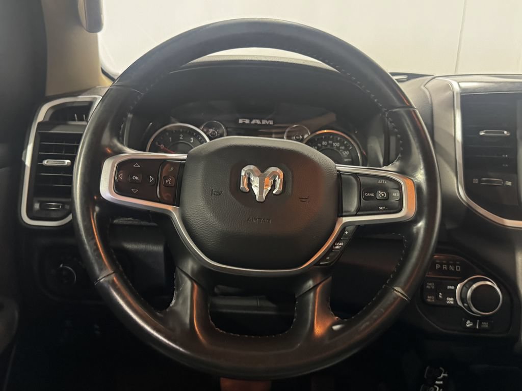 Used 2020 RAM 1500 Big Horn AWD/4WD image 3