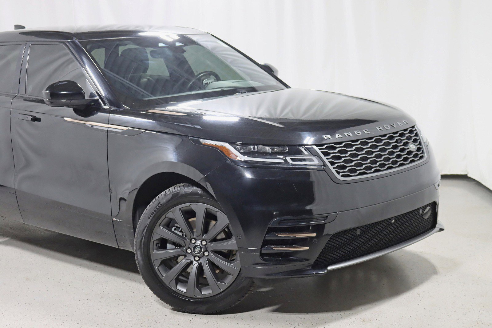 Used 2021 Land Rover Range Rover Velar R-Dynamic S AWD/4WD image 2