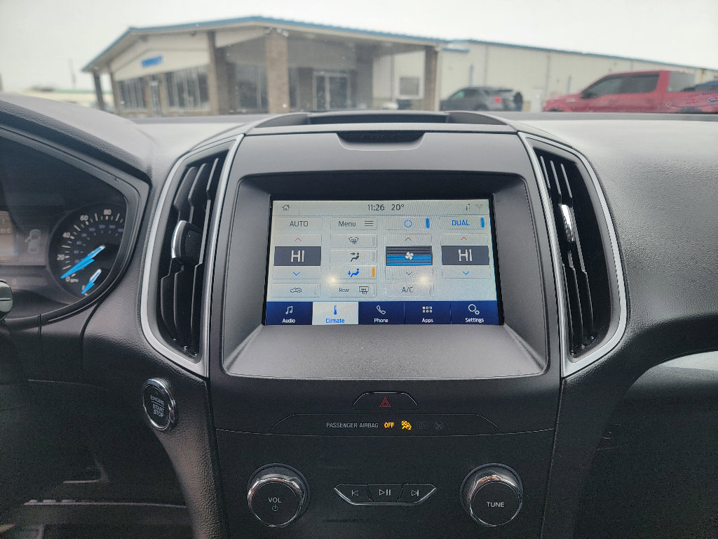 Used 2020 Ford Edge SE image 20