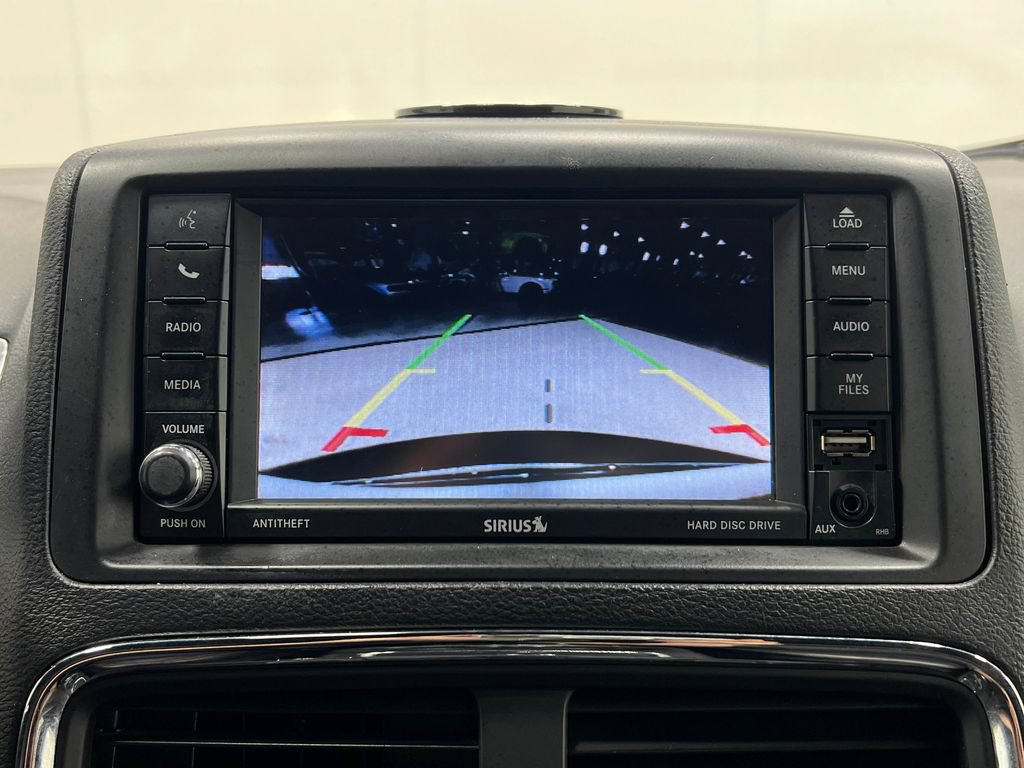 Used 2016 Dodge Grand Caravan R/T FWD image 11