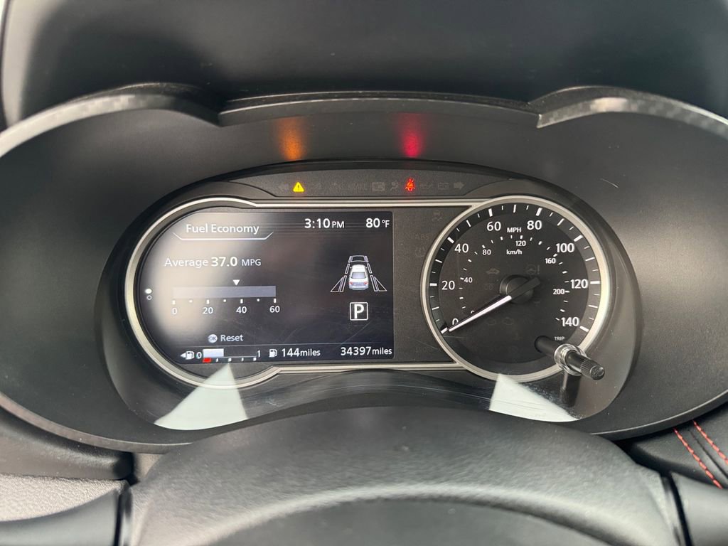 Used 2024 Nissan Versa SR w/ Trunk Package image 16