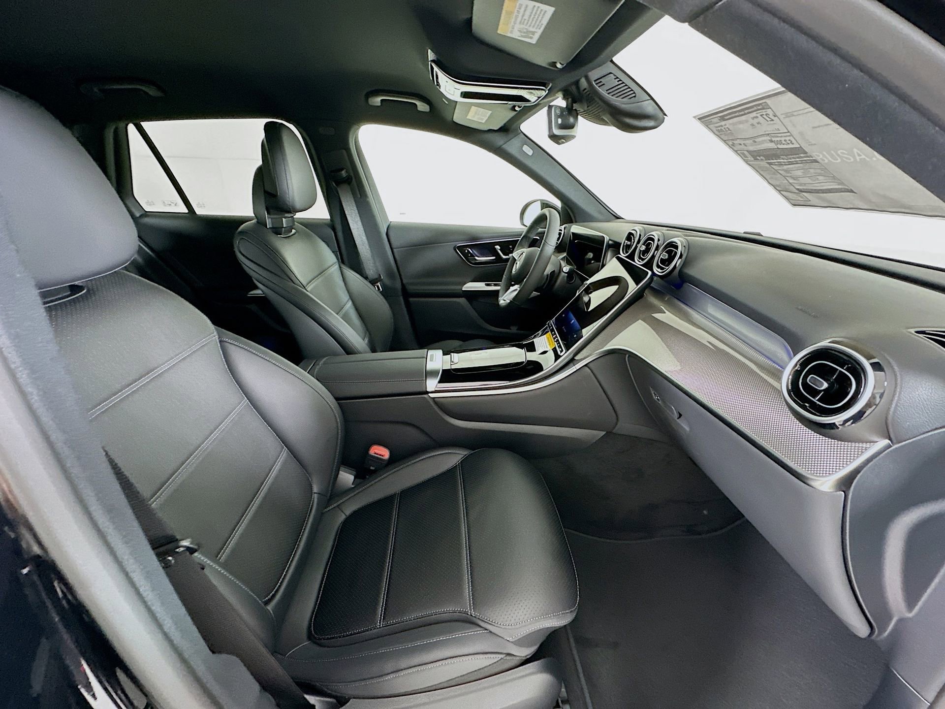 New 2026 Mercedes-Benz GLC 300 image 27