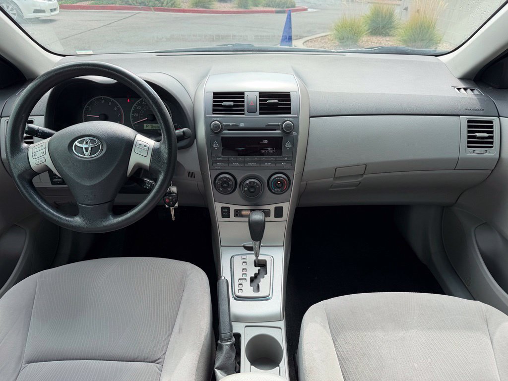 Used 2011 Toyota Corolla LE FWD image 13