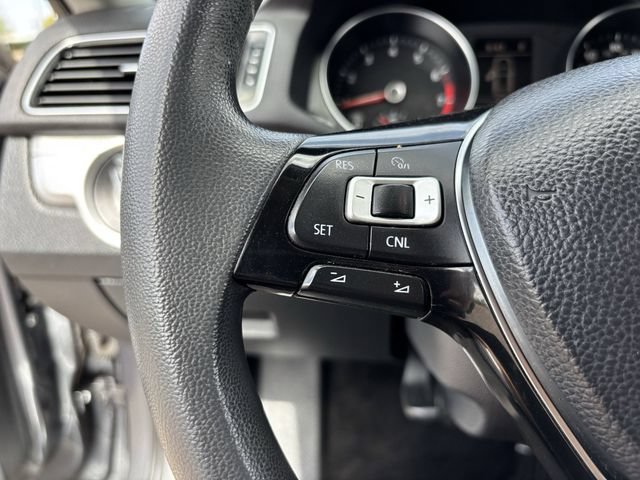 Used 2017 Volkswagen Passat 1.8T S FWD image 27
