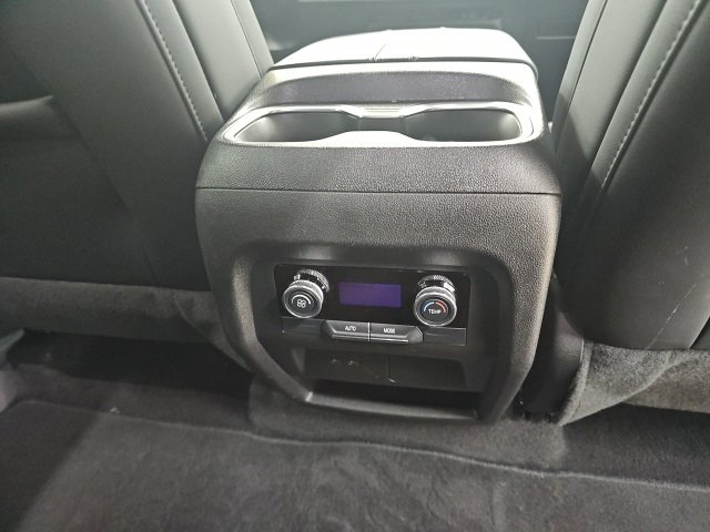 Used 2025 Buick Enclave Preferred image 20