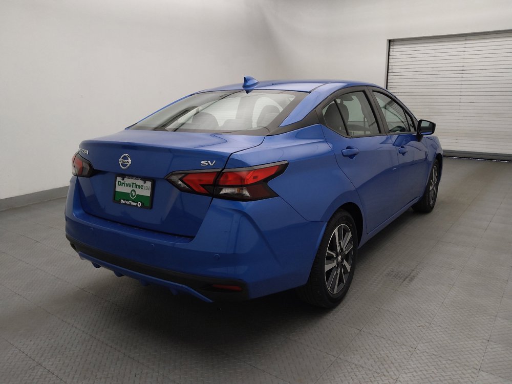 Used 2021 Nissan Versa SV FWD image 9