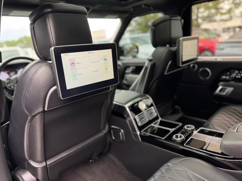Used 2021 Land Rover Range Rover LWB SV Autobiography AWD/4WD image 22