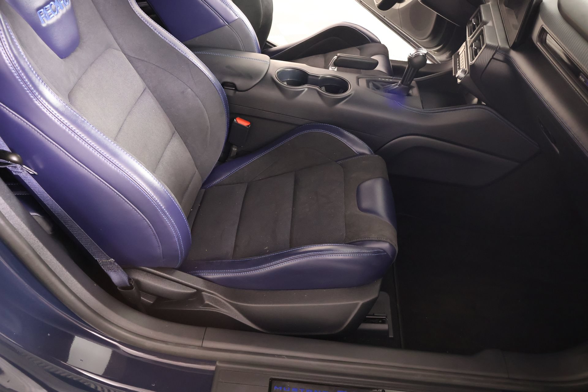 Used 2025 Ford Mustang Dark Horse RWD image 13