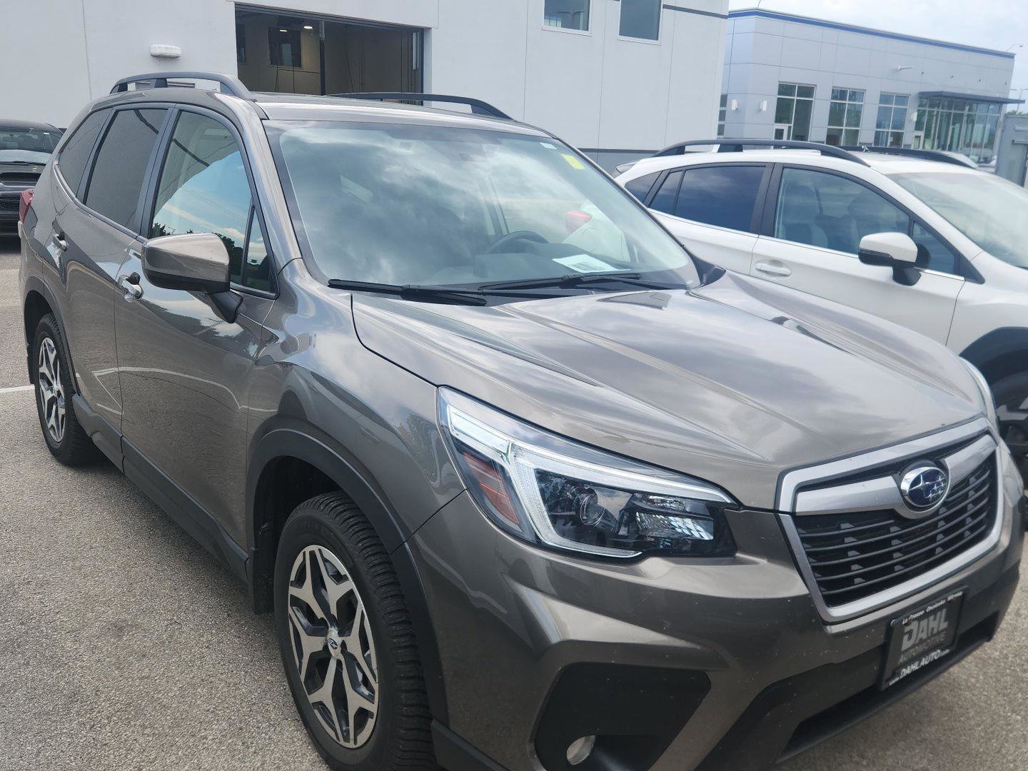 Used 2021 Subaru Forester Premium AWD/4WD image 15