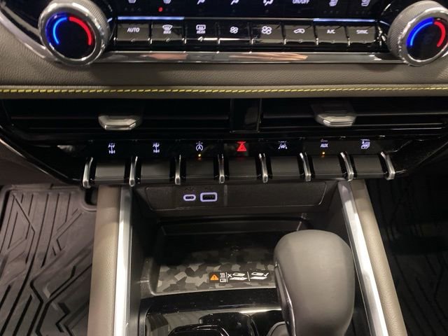 New 2026 Chevrolet Colorado ZR2 w/ Technology Package image 21