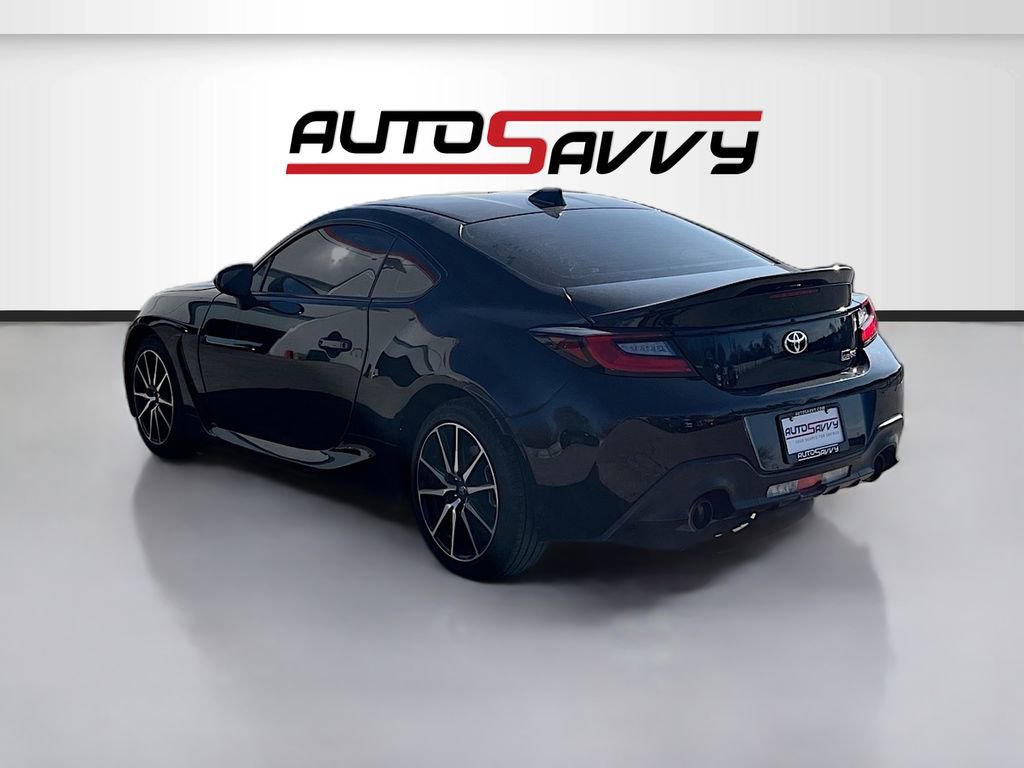 Used 2023 Toyota GR86 Premium image 5