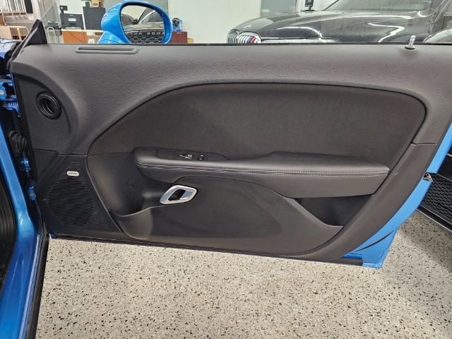Used 2023 Dodge Challenger R/T w/ Performance Handling Group image 27