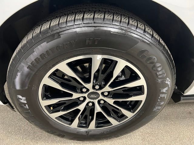 Used 2025 Ford Expedition Max Platinum image 14