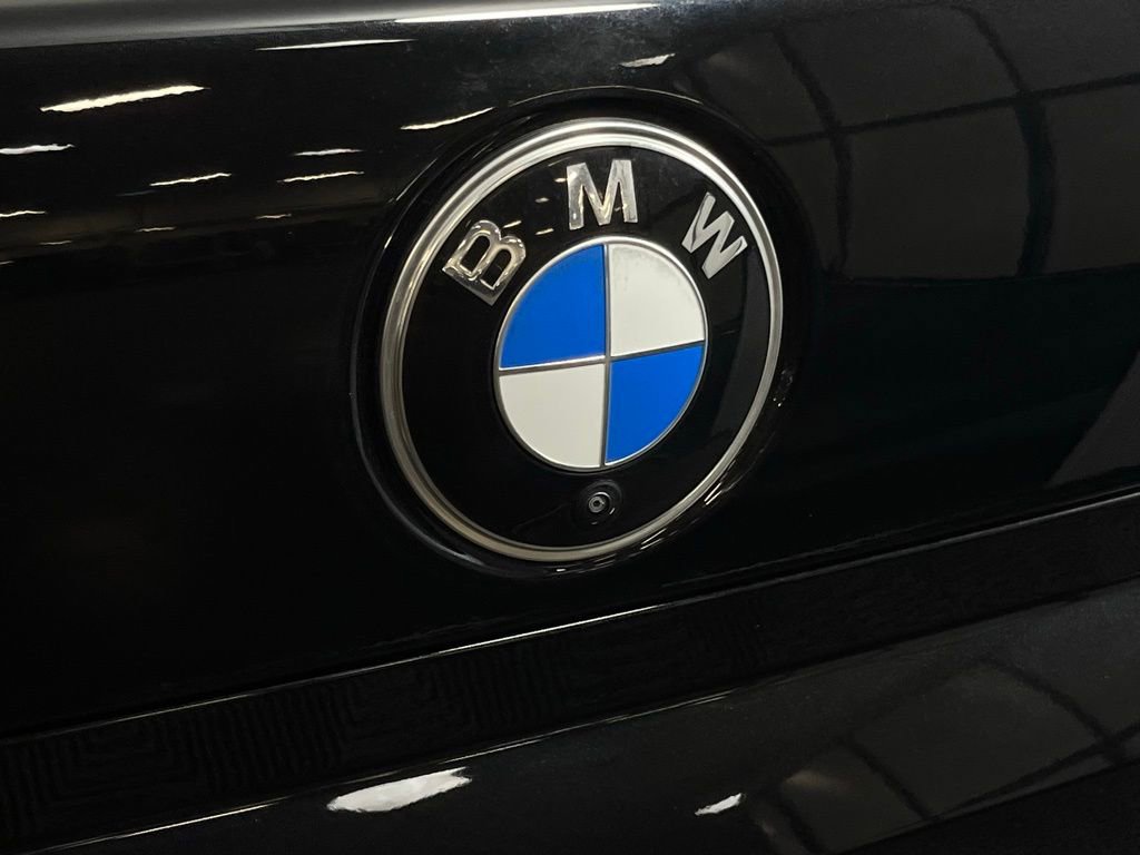 Used 2025 BMW 740i image 11