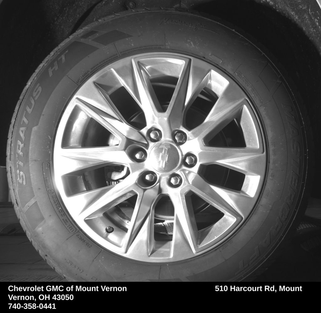 Used 2024 Chevrolet Suburban Premier AWD/4WD image 35