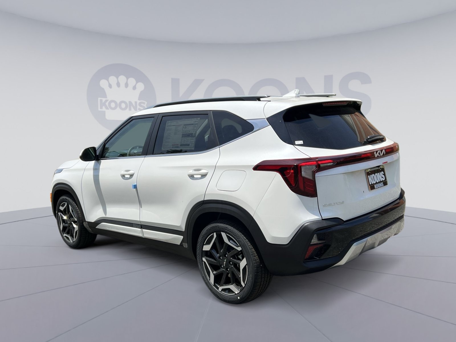 New 2026 Kia Seltos SX w/ SX Sunroof Package AWD/4WD image 4