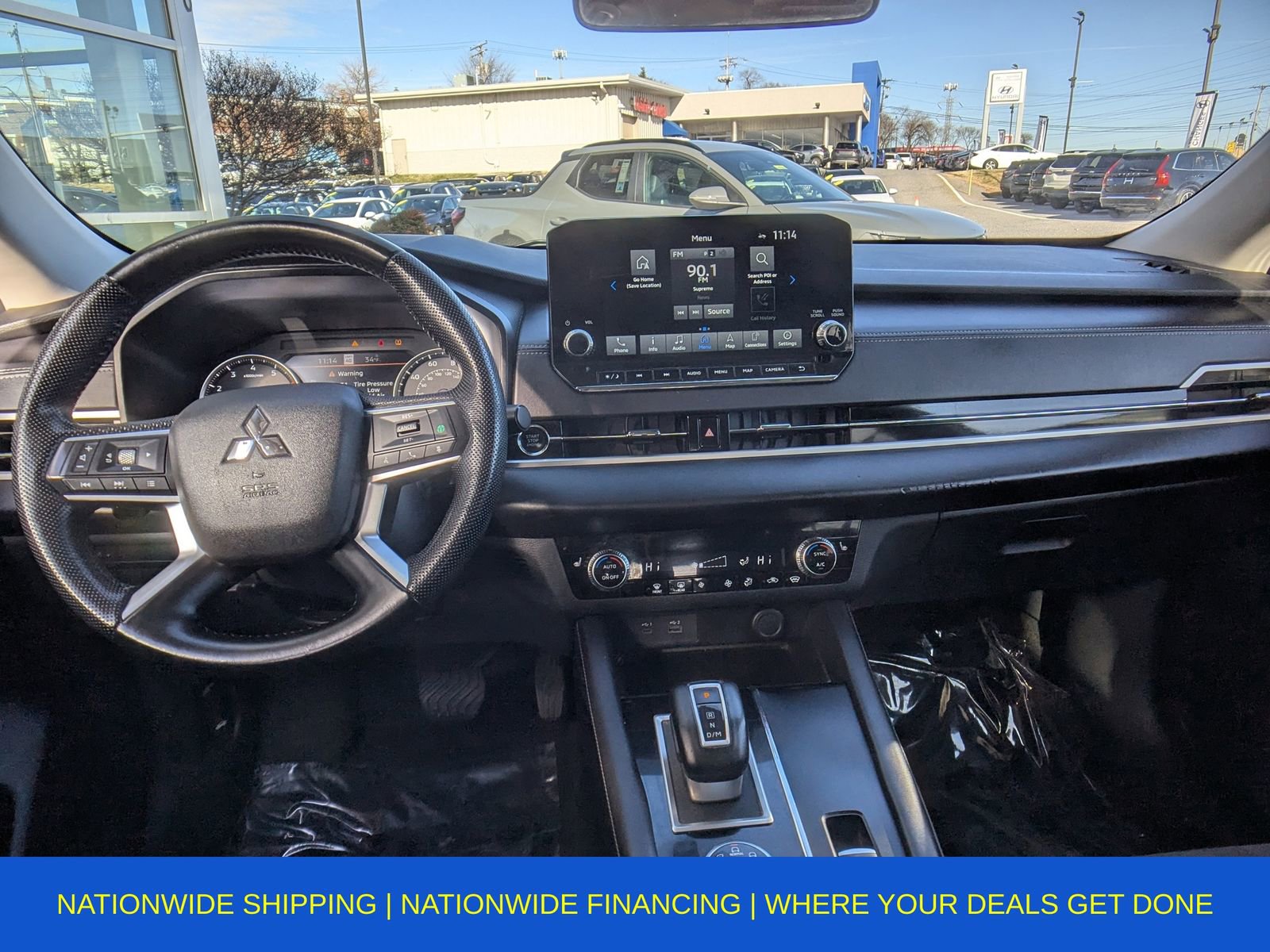 Used 2023 Mitsubishi Outlander SE image 17