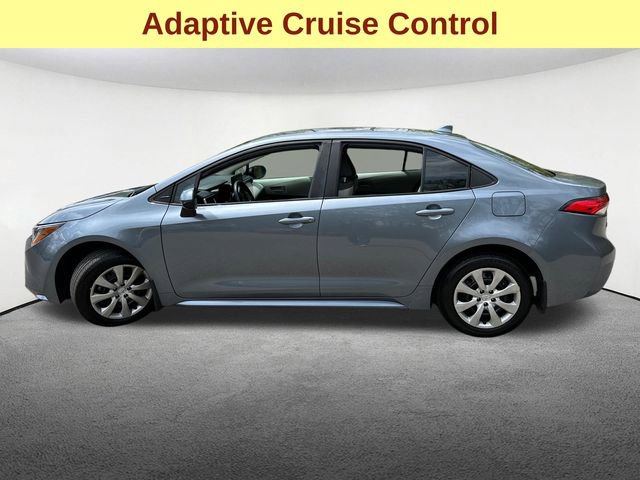 Used 2025 Toyota Corolla LE FWD image 6
