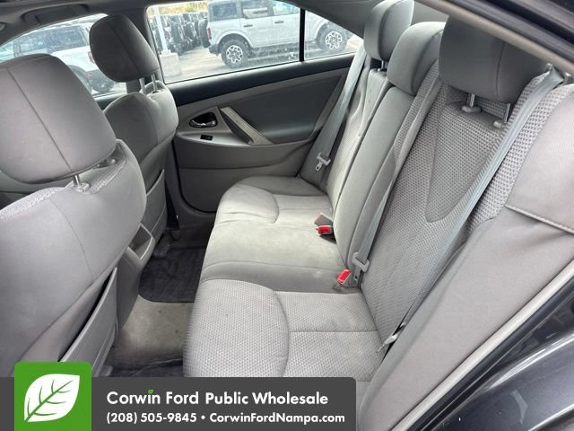 Used 2011 Toyota Camry SE w/ SE Extra-Value Pkg #1 FWD image 12